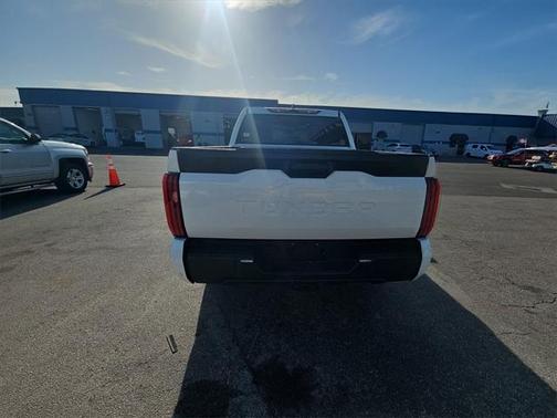 2022 Toyota Tundra SR5