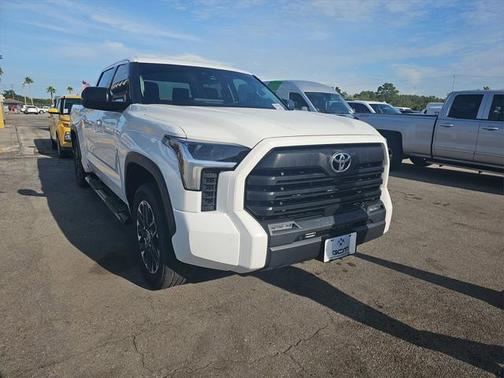 2022 Toyota Tundra SR5