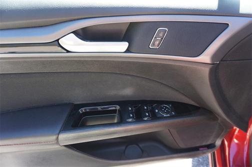 2013 Ford Fusion Hybrid SE Hybrid