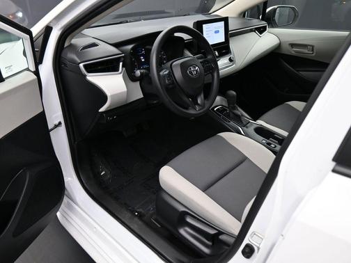 Ice Cap 2023 Toyota Corolla LE