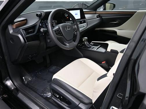 2023 Lexus ES 350 Base