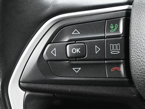 2022 Jeep Grand Cherokee Altitude