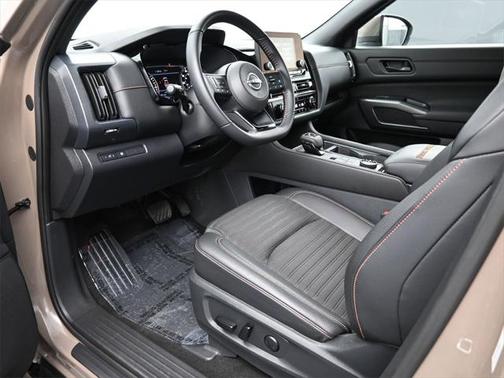 2024 Nissan Pathfinder Rock Creek 4WD