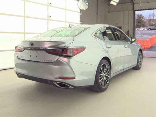 2024 Lexus ES 350 Base