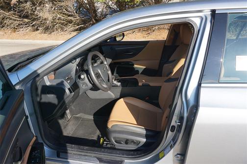 2024 Lexus ES 350 Base