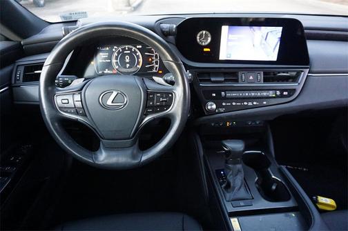 2025 Lexus ES 350 Base
