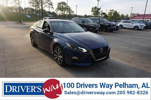 Deep Blue Pearl 2022 Nissan Altima SR FWD