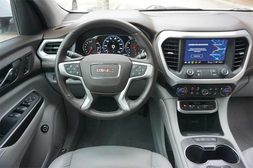 2023 GMC Acadia FWD SLT