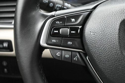 Crystal Black Pearl 2018 Honda Accord EX-L