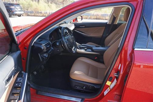 2018 Lexus IS 300 Base