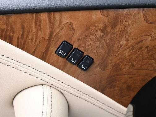 2024 Nissan Armada SL 4WD