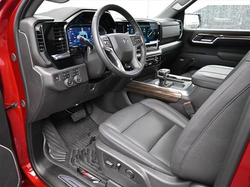 2025 Chevrolet Silverado 1500 LT Trail Boss