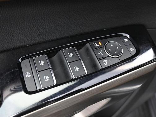 2022 Nissan Pathfinder Platinum 4WD