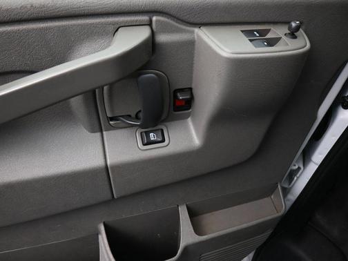 2020 Chevrolet Express 2500 RWD 2500 Regular Wheelbase WT