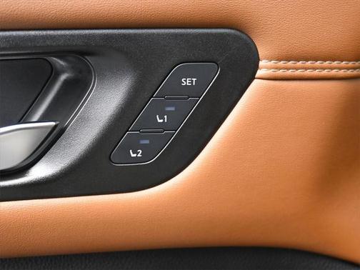 2023 Nissan Pathfinder Platinum 4WD