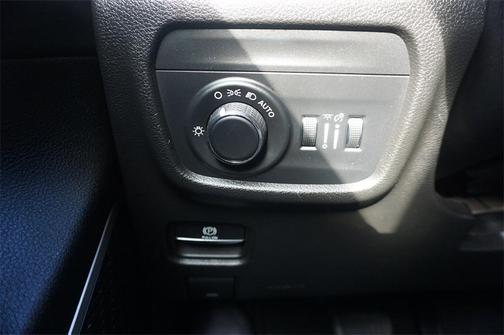 2022 Jeep Grand Cherokee Altitude