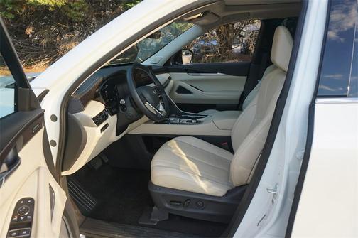 2024 INFINITI QX60 SENSORY