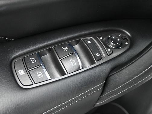 2024 INFINITI QX80 SENSORY AWD