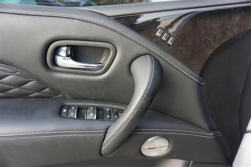 2024 INFINITI QX80 SENSORY AWD