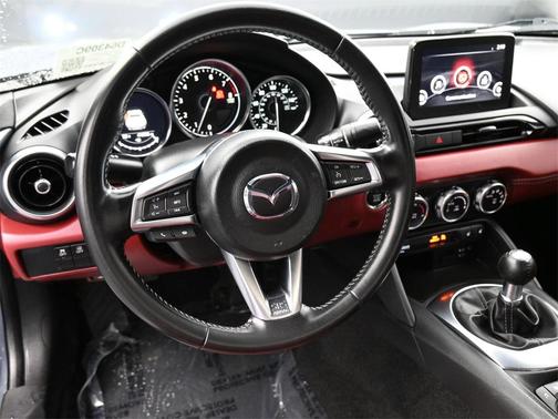 2020 Mazda MX-5 Miata RF Grand Touring