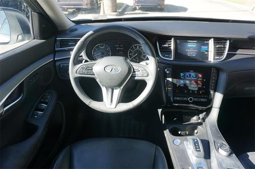 2023 INFINITI QX50 LUXE