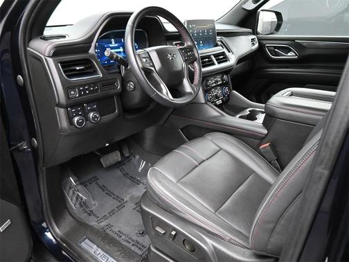 2022 Chevrolet Suburban RST