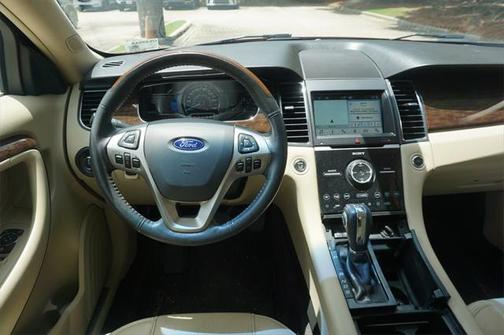 2018 Ford Taurus Limited