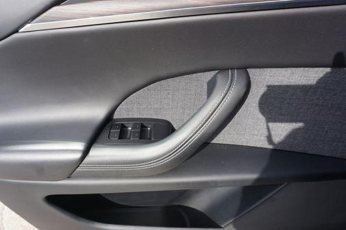Stealth Gray 2024 Tesla Model X Long Range