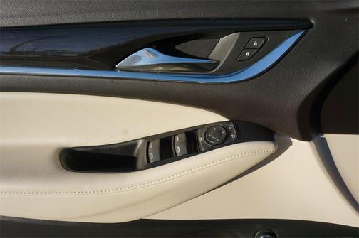 2023 Buick Enclave Essence FWD