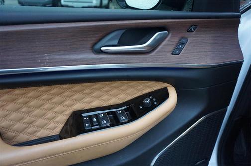 2023 Jeep Grand Cherokee Summit