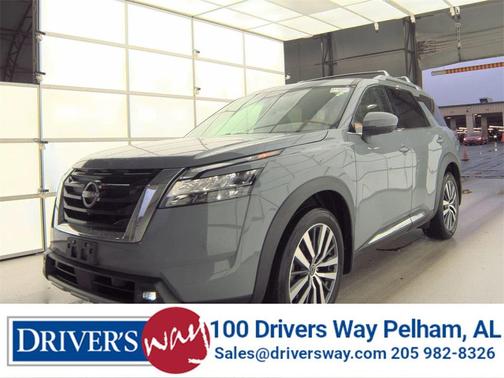 2022 Nissan Pathfinder Platinum 4WD