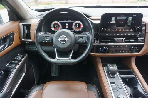 2022 Nissan Pathfinder Platinum 4WD