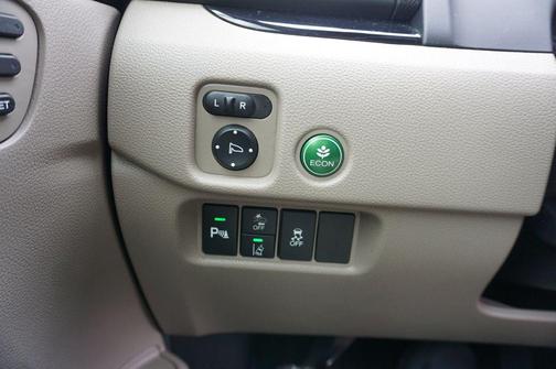 2022 Honda Pilot Touring 8-Passenger