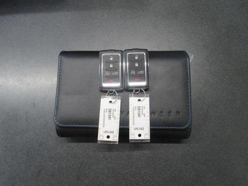 2022 Jeep Wagoneer Series II 4x2