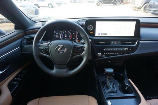 2023 Lexus ES 350 Base