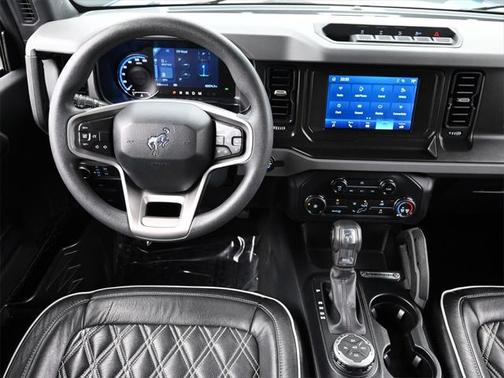 2021 Ford Bronco Base