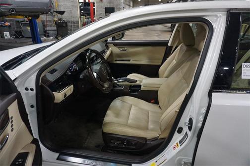 2016 Lexus ES 350 Base