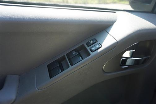 2015 Nissan Frontier SV