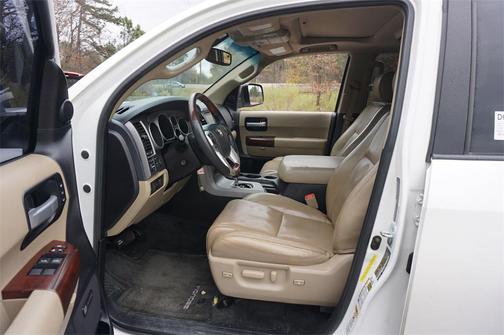 2016 Toyota Sequoia Platinum