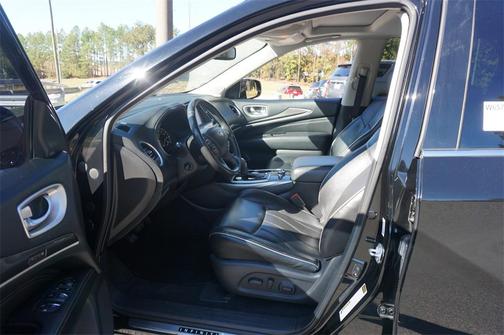 2017 INFINITI QX60 Base