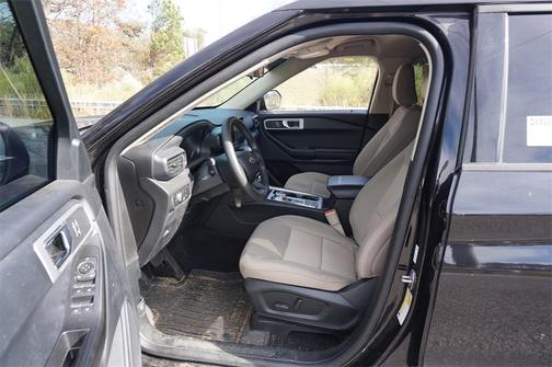 2021 Ford Explorer Base