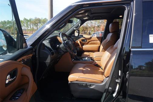 2023 INFINITI QX80 SENSORY AWD