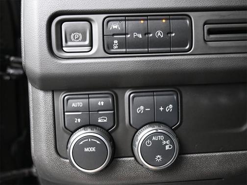 2023 Chevrolet Tahoe 4WD RST