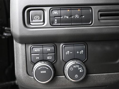 2023 Chevrolet Tahoe 4WD RST
