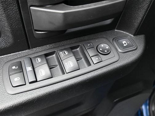 2024 RAM 2500 Tradesman Crew Cab 4x4 6'4' Box