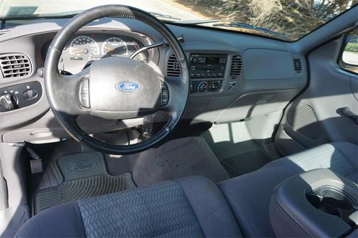 2003 Ford F-150 XL Flareside