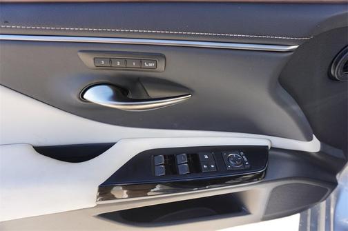 2024 Lexus ES 350 Base