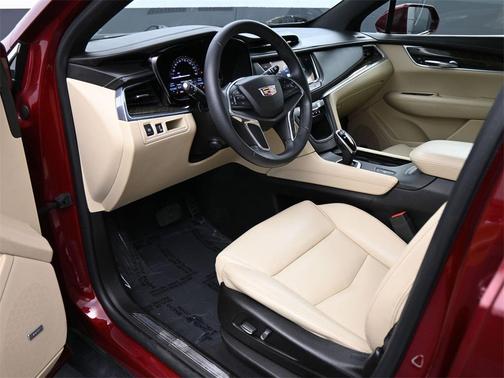 2017 Cadillac XT5 Base