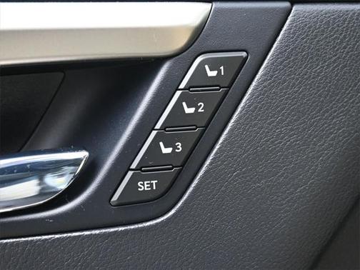 2022 Lexus RX 350L Base