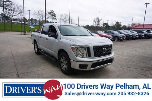 2019 Nissan Titan SV